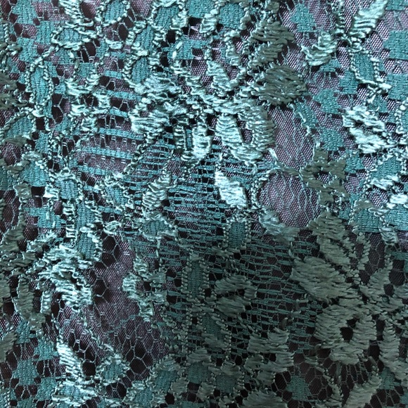 Deep green dress - Picture 3 of 5